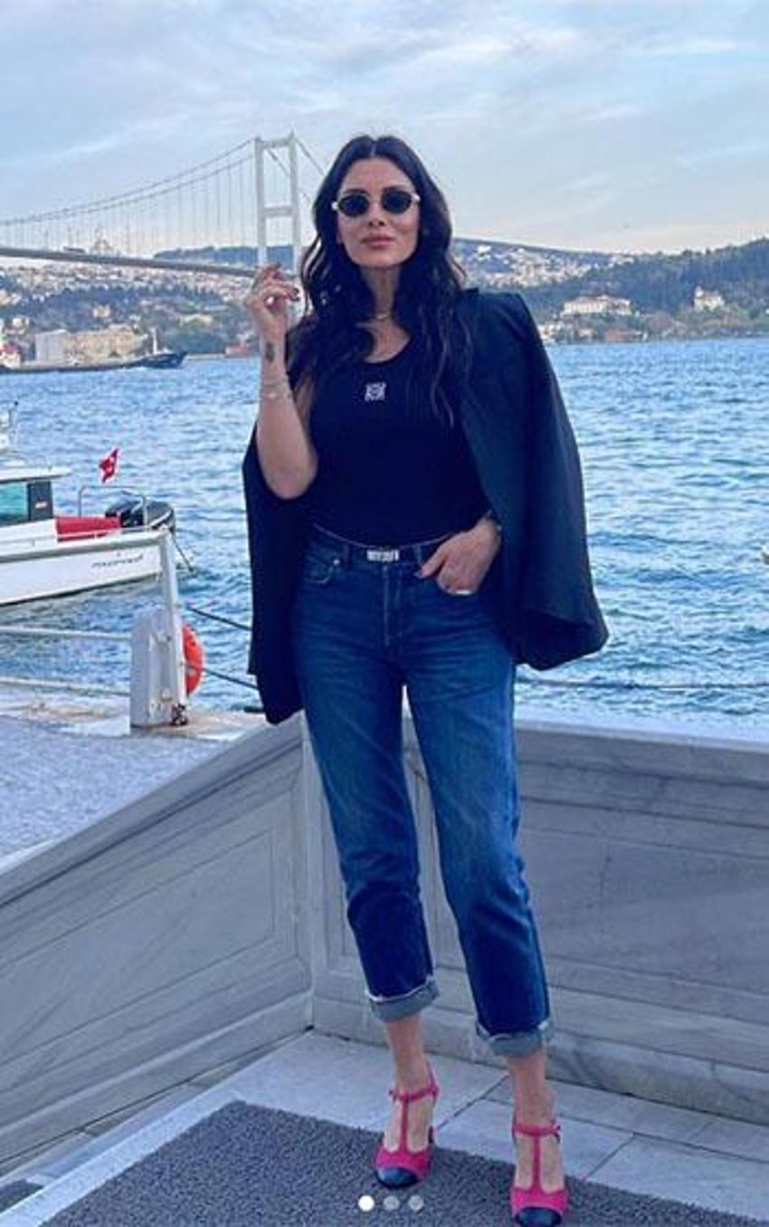 Serdar Ortaç göbeğinden zeytin yemişti: İlknur Soydaş'ın son hali şaşırttı