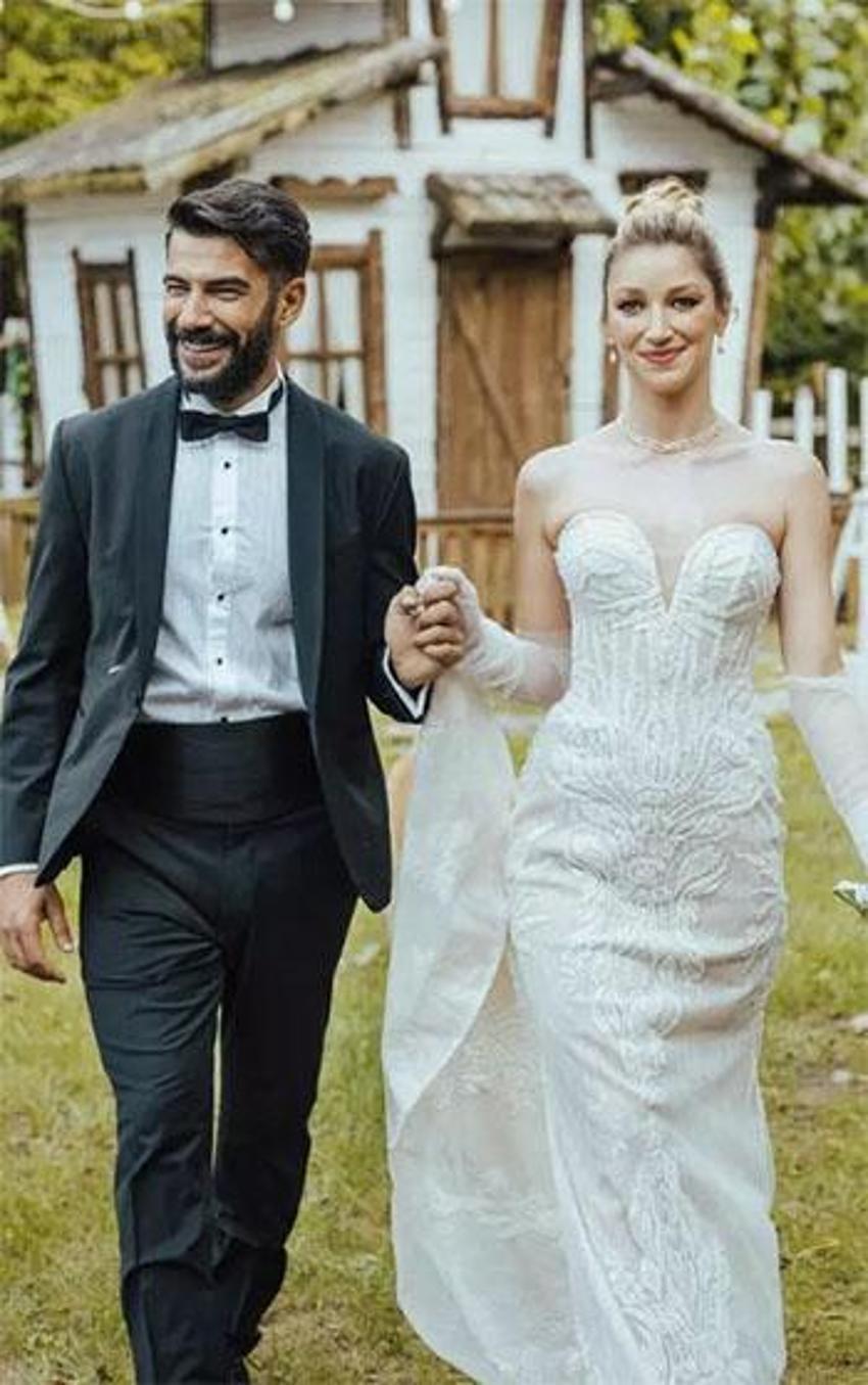Oyuncu Rüzgar Aksoy, dansçı sevgilisi Yasemin Sancaklı ile evlendi!