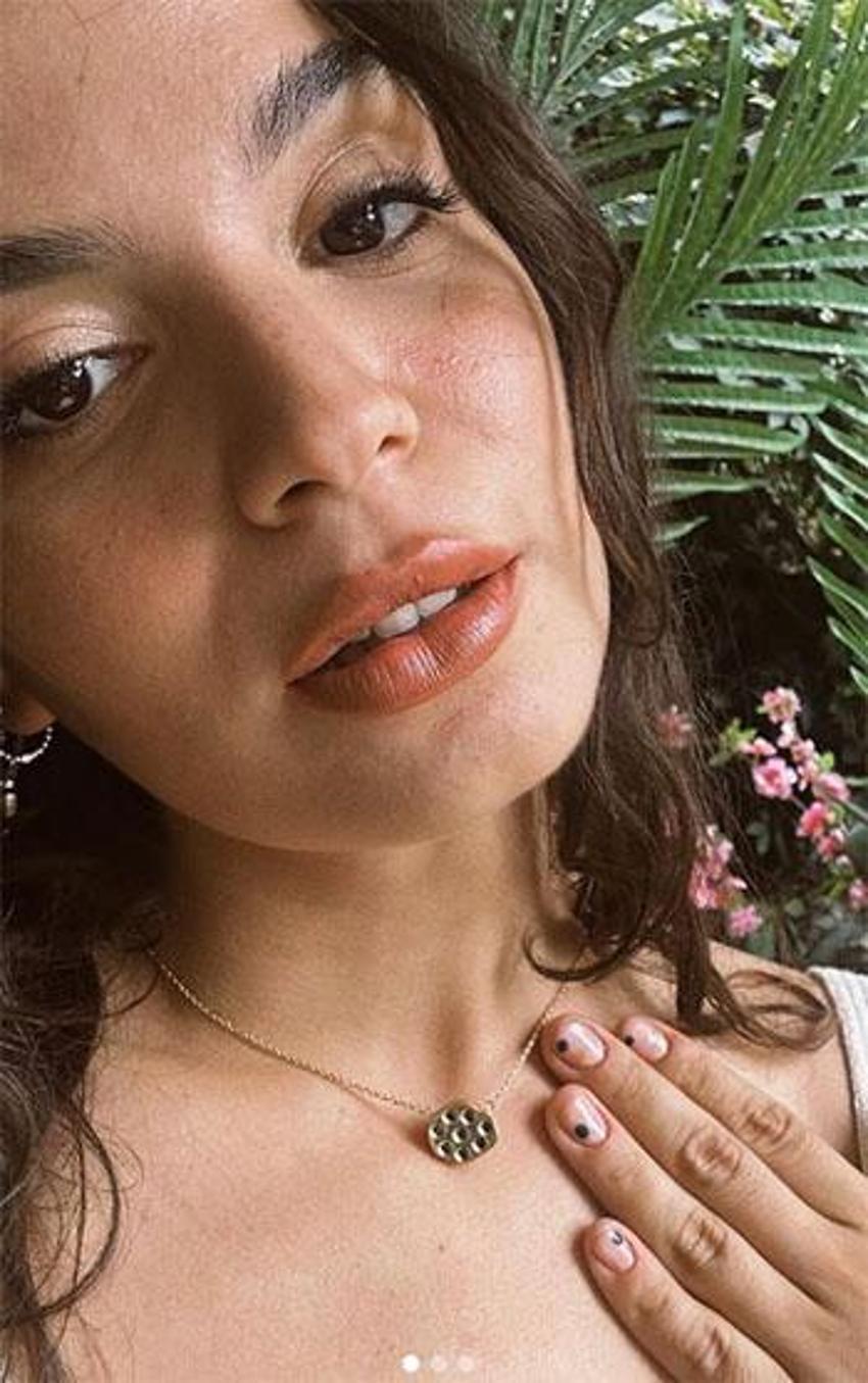 Aslı Bekiroğlu yeni aşkını ilan etti: Sevgilisi de kendisi kadar ünlü!