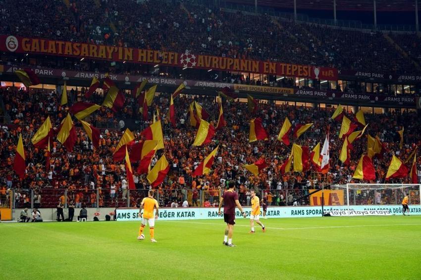 Ndombele ve Sanchez geldi iki yıldıza güle güle! Okan Buruk Florya'dan gönderdi