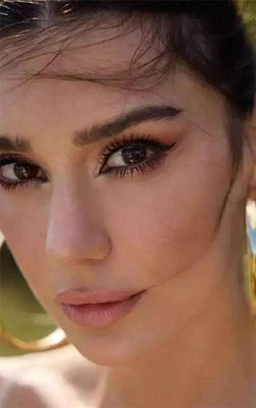 Burcu Kıratlı'dan yalnızlık itirafı! 'Hiçbir şeyden pişman değilim'