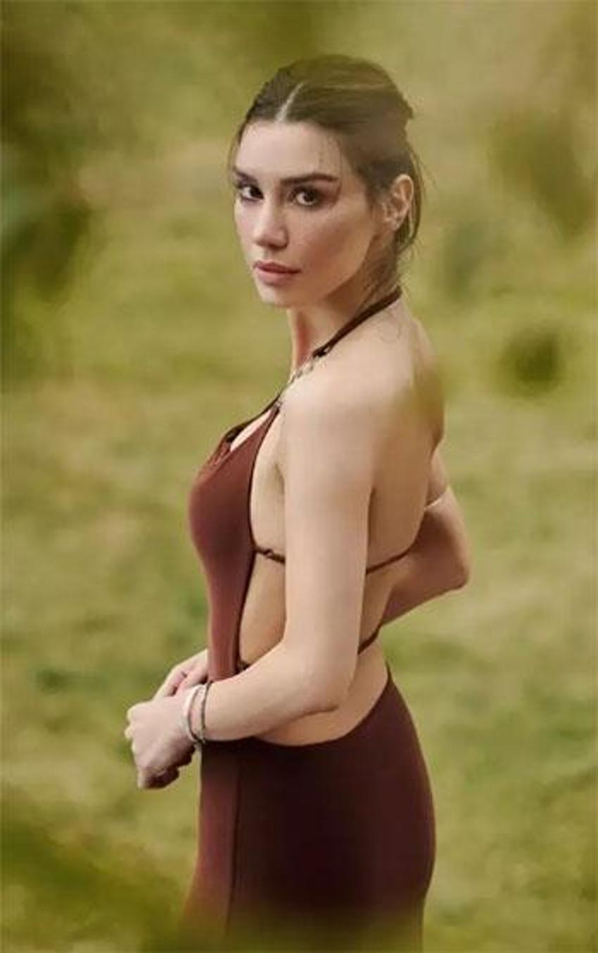 Burcu Kıratlı'dan yalnızlık itirafı! 'Hiçbir şeyden pişman değilim'