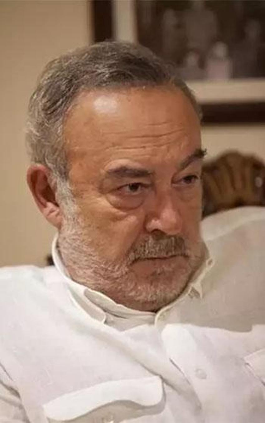 Usta oyuncu Mehmet Ulay hayatını kaybetti!