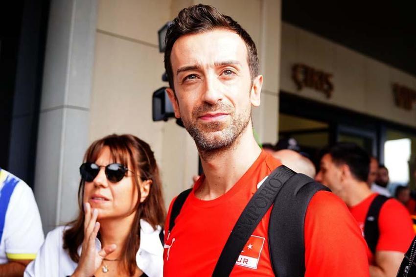 Sırp Djokovic'in 'Hande Baladın' beğenisi ülkesinde krize yol açabilir