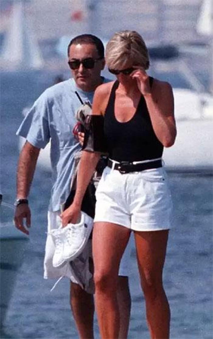 Ölene kadar yüreğinden vicdan azabının yükünü taşıdı: Oğlum ve Prenses Diana benim yüzümden öldü!