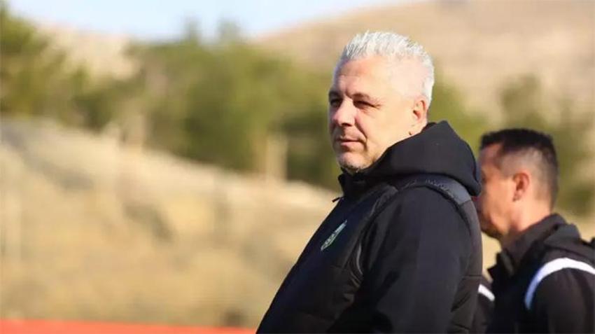 Galatasaraylı oyuncuyu gönderiyor! Marius Sumudica geldiği gibi bir yıldızın biletini kesti, yerine istediği isim...