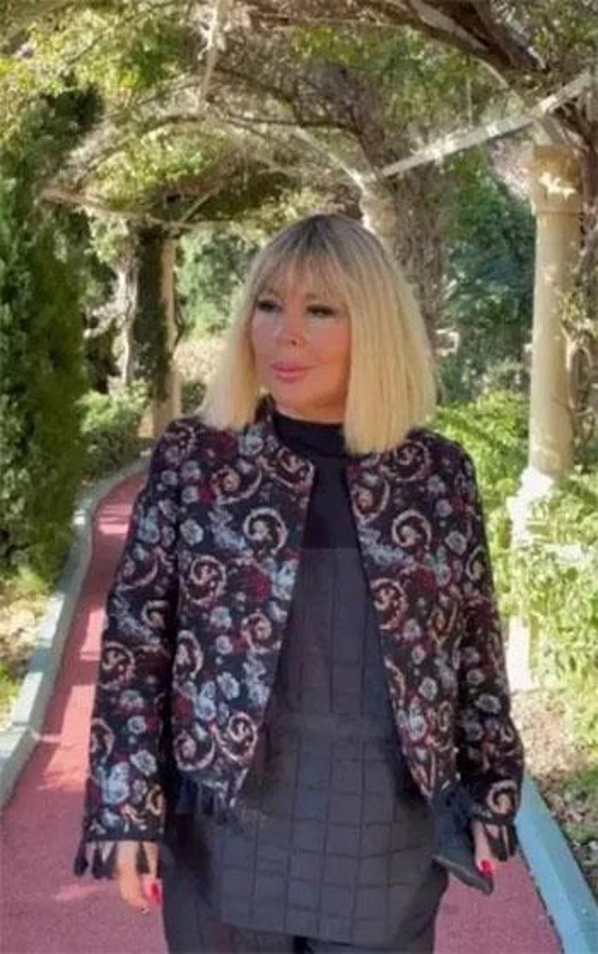 Safiye Soyman'dan Seda Sayan paylaşımı: Bol filtreli fotoğraflarla güldürdü