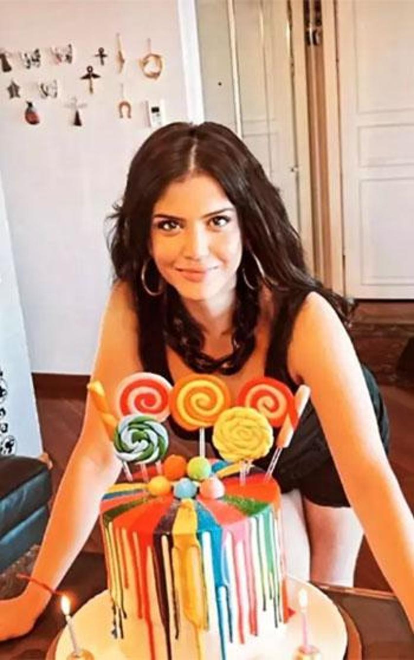 Kızılcık Şerbeti'nin Nilay'ı Feyza Civelek: '50 arkadaşımı kaybettim'