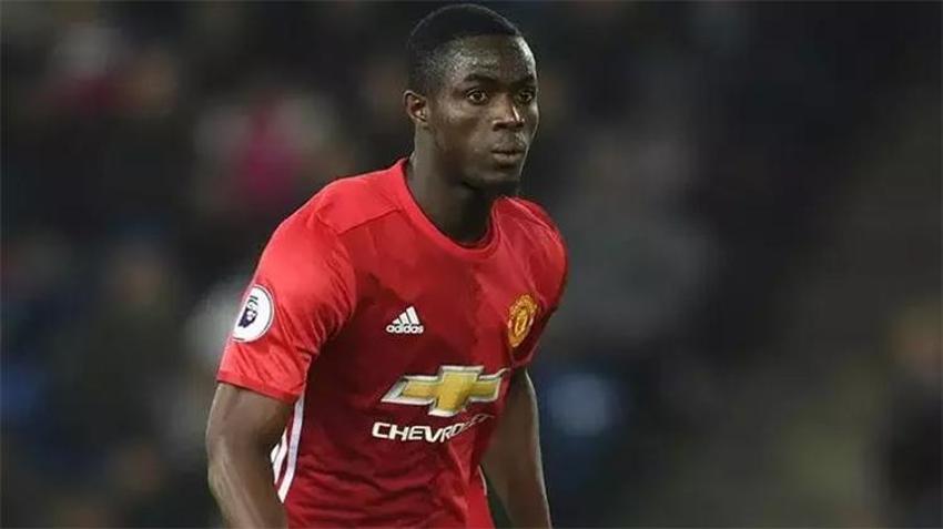 Sokakta 2. el telefon ve sigara satarak büyüdü, şimdi paraya para demiyor! İşte Eric Bailly’nin hayatının dönüm noktası