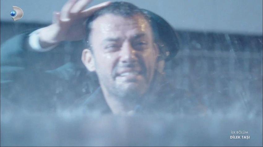 Adam gözleriyle oynuyor! Dilek Taşı dizisinde Salih Bademci Mustafa rolüyle döktürdü