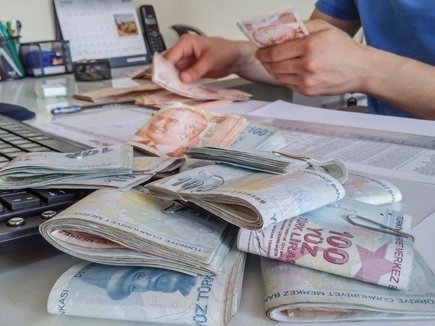 Emekliye 29 Ekim'de 5 bin TL ikramiye mi var! Cumhuriyet Bayramı'nda emekli maaşlarına ikramiye yatacak mı?