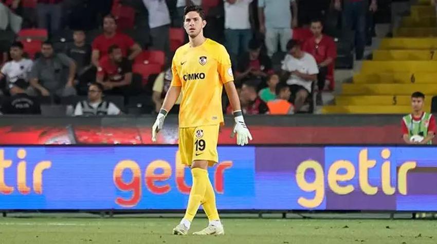 Galatasaraylı oyuncuyu gönderiyor! Marius Sumudica geldiği gibi bir yıldızın biletini kesti, yerine istediği isim...