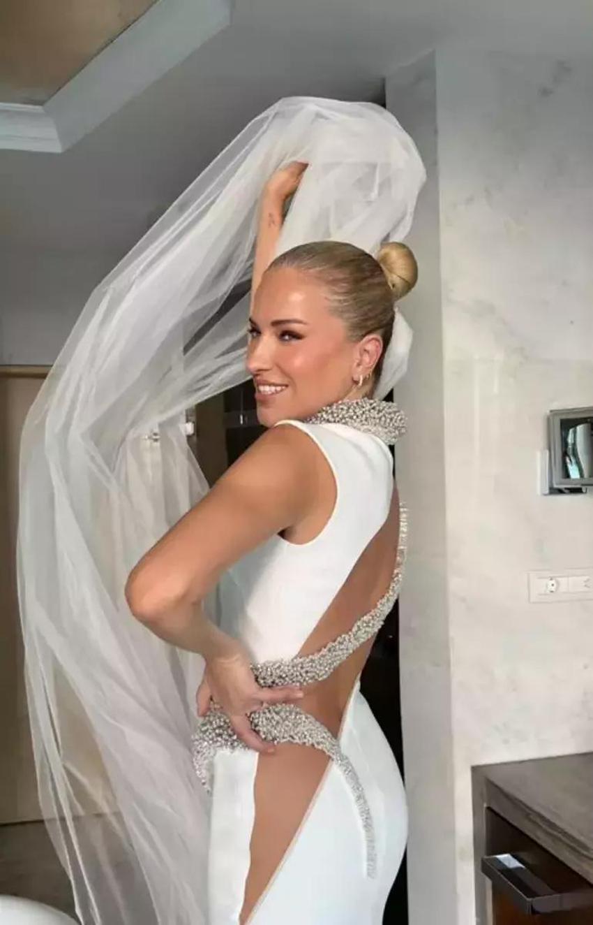 Burcu Esmersoy hamile mi? Ve beklenen açıklama geldi 