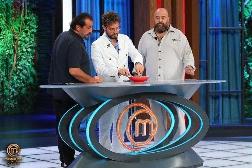 Danilo şef Barış'a sarıldı, Alican kıta değiştirdi! 8 Eylül MasterChef All Star'da ödül oyununu kim kazandı?