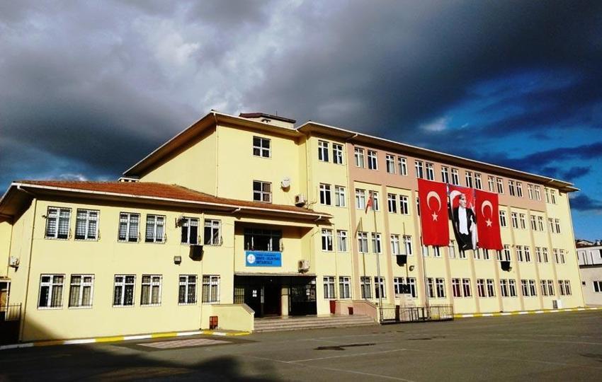 Okullar pazartesi günü açılıyor 20 milyon öğrenci ders başı yapacak! İşte eğitim sistemindeki yenilikler