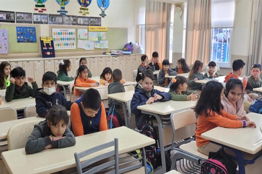 Okullar pazartesi günü açılıyor 20 milyon öğrenci ders başı yapacak! İşte eğitim sistemindeki yenilikler