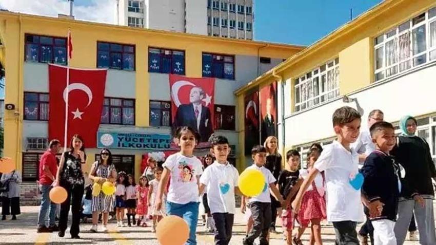İlkokullarda yazılı sınav kalktı mı, okullarda yazılı sınav olacak mı? İlkokullarda artık sınav yok mu, ilkokullarda yazılı sınav kaldırıldı mı?