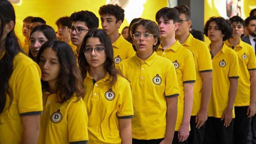 Demirören Medya Lisesi'nde 2. sene! Yeni eğitim öğretim yılı başladı