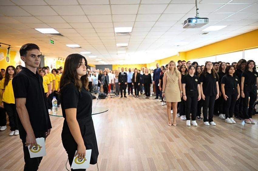 Demirören Medya Lisesi'nde 2. sene! Yeni eğitim öğretim yılı başladı
