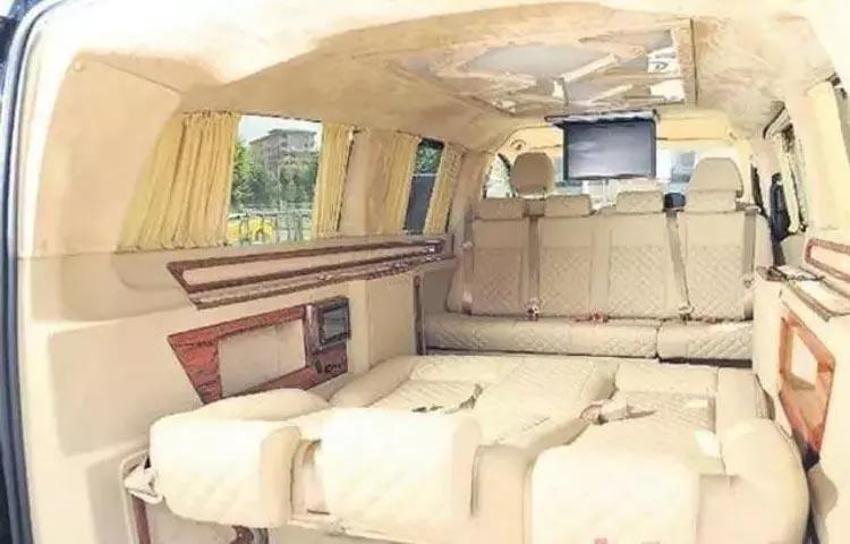 Serdar Ortaç arabasını eve çevirdi! Paraya kıydı, burada yatıyor!