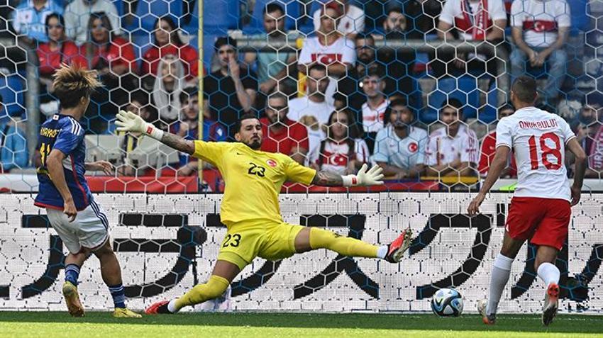 Yeter artık Stefan Kuntz! Yarım saatte 3 gol, sabırları taşırdı: Uğurcan Çakır, Mert Müldür, İsmail Yüksek...