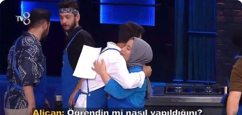 MasterChef All Star'da altın kaşık geliyor! İki isim potaya girdi, Mehmet Şef'ten birini seçti