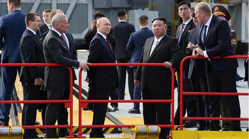 Putin ile Kim Jong Un dünyaya ilan etti: Anlaşma sağlandı