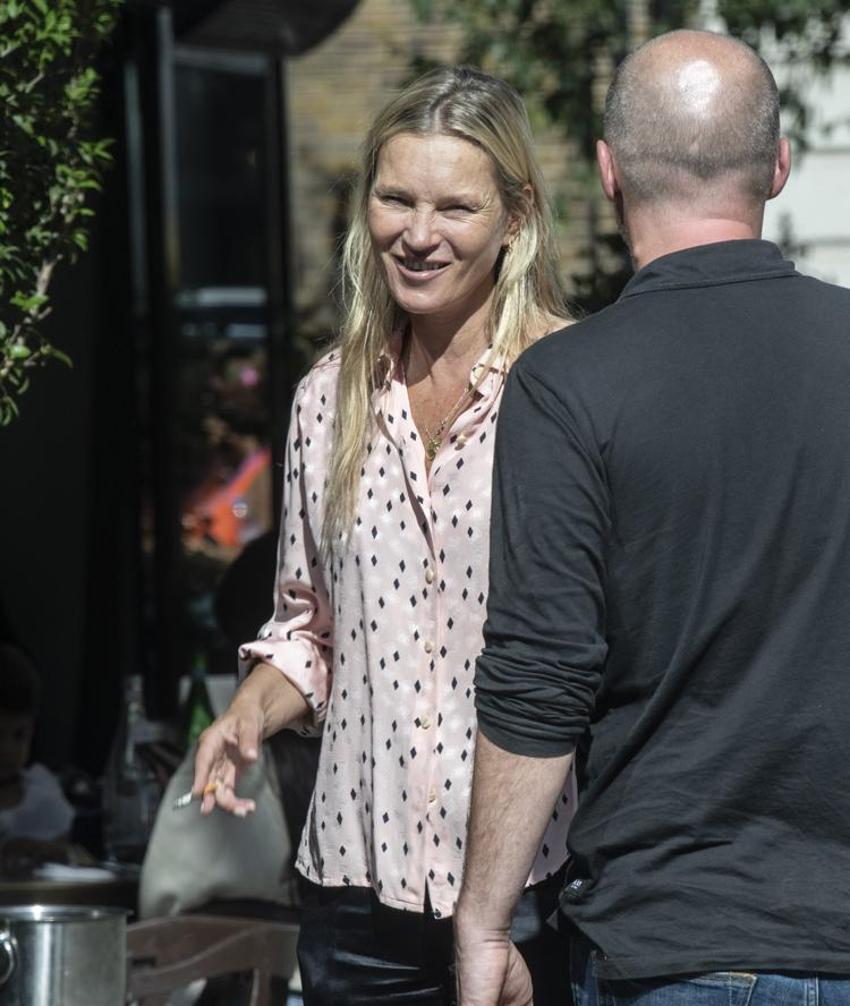 Kate Moss kötü alışkanlıkların kurbanı! Son görüntüsü şaşırttı 