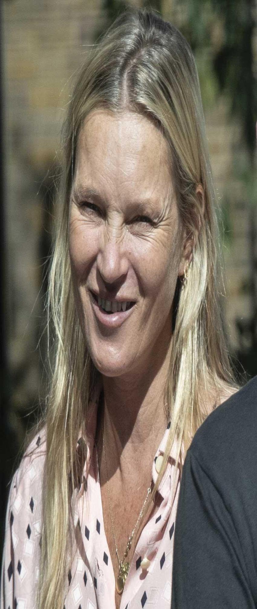 Kate Moss kötü alışkanlıkların kurbanı! Son görüntüsü şaşırttı 