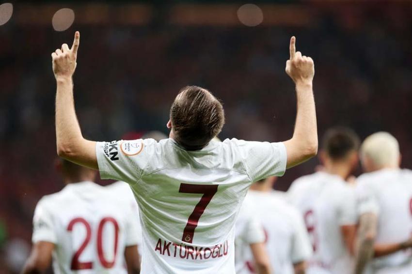 Galatasaray - Samsunspor maçı sonrası övgü dolu sözler! "Hiç böylesini görmedim! Futbol cambazı"