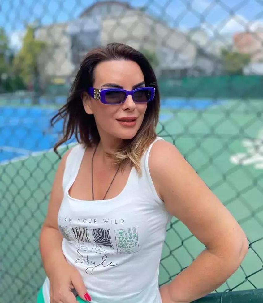 Seren Fosforoğlu boşanma açıklaması ile şaşırttı: Kendimden vazgeçmemek için...