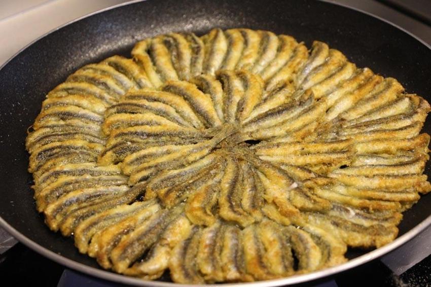 Bolluk başladı fiyatlar düştü! İşte güzel balık pişirmenin püf noktaları