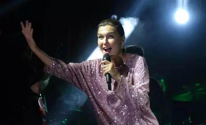 Şevval Sam, Eda Ece'nin hamile olduğunu öğrendiği anı paylaştı