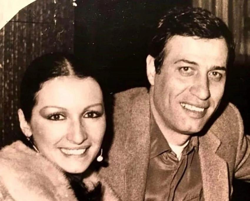 30 Nisan 1975... Gül Sunal paylaştı: Oya (Alasya) nikah sonrası Kemal’i tebrik ederken!