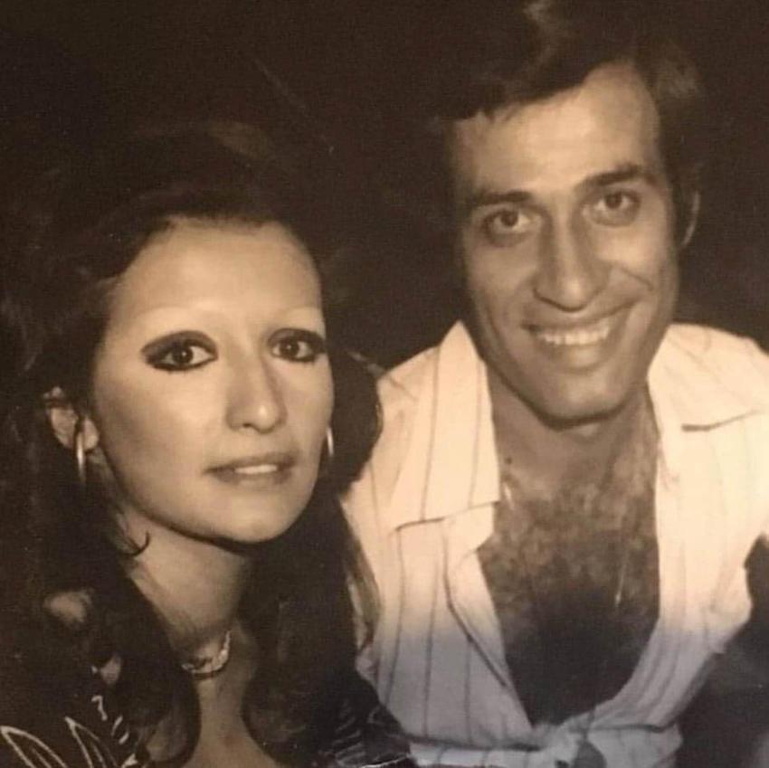 30 Nisan 1975... Gül Sunal paylaştı: Oya (Alasya) nikah sonrası Kemal’i tebrik ederken!