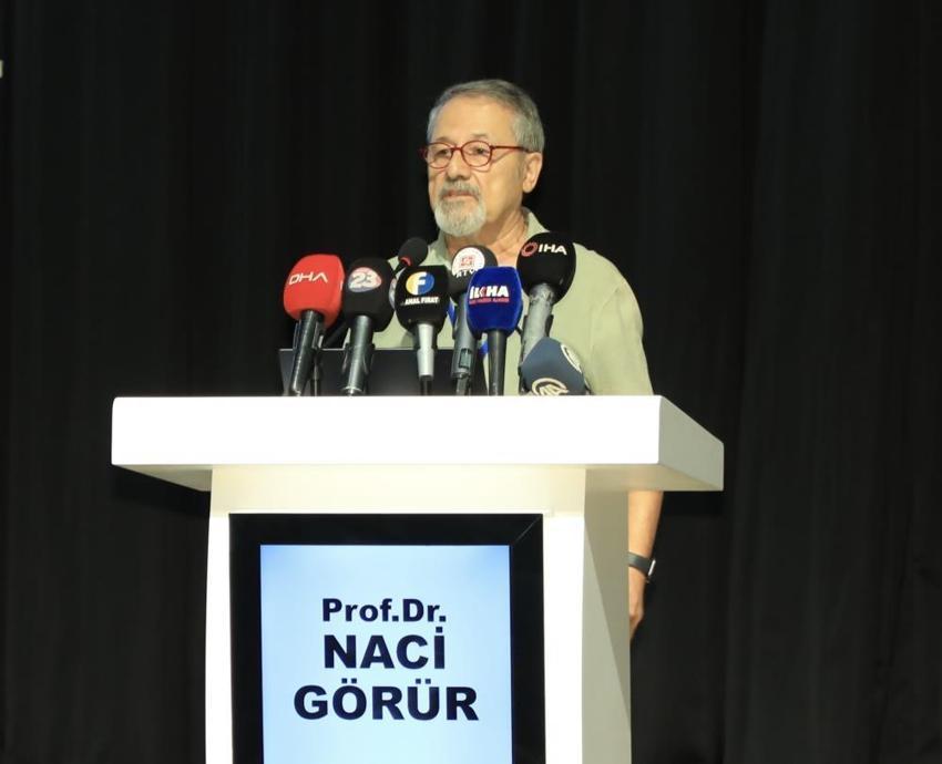 Depremlerin büyüklüğünün 8.4'e çıkmasını bu kayalar engellemiş!