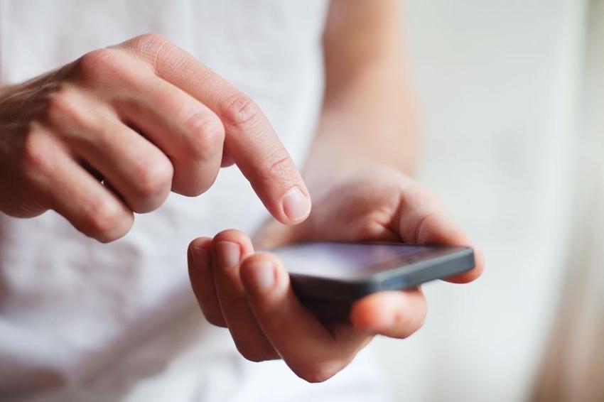 Telefonunuzun mesajları kopyalanıyor olabilir! Akıllı telefonlardaki casus nasıl yakalanır?
