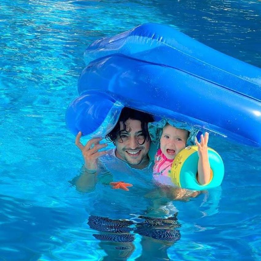 Taner Ölmez ve Ece Çeşmioğlu çifti yeniden bebek bekliyor!