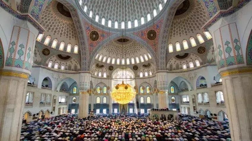 Bugün ne kandili 26 Eylül? Hangi kandil bugün, bugün kandil mi, 26 Eylül hangi kandil idrak ediliyor? Bugün Mevlid kandili mi?