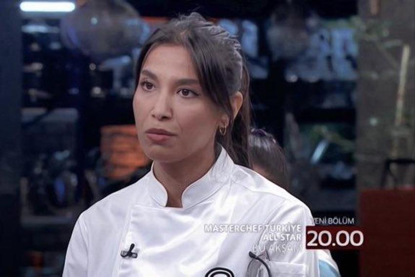 Cemre ilk günden Sergen'i haşat etti! MasterChef All Star'da eski şampiyondan zehir zemberek sözler!