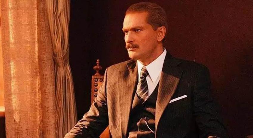 Lens dahil hiçbir plastik ekleme yapılmadı! Onur Tuna: Kendimi Atatürk olarak görünce inanamadım