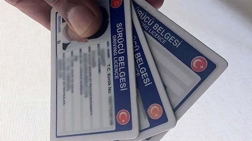 2024'te vergi ve harçlarda artış bekleniyor: Cep telefonları, pasaport ve ehliyet ücretlerine dikkat