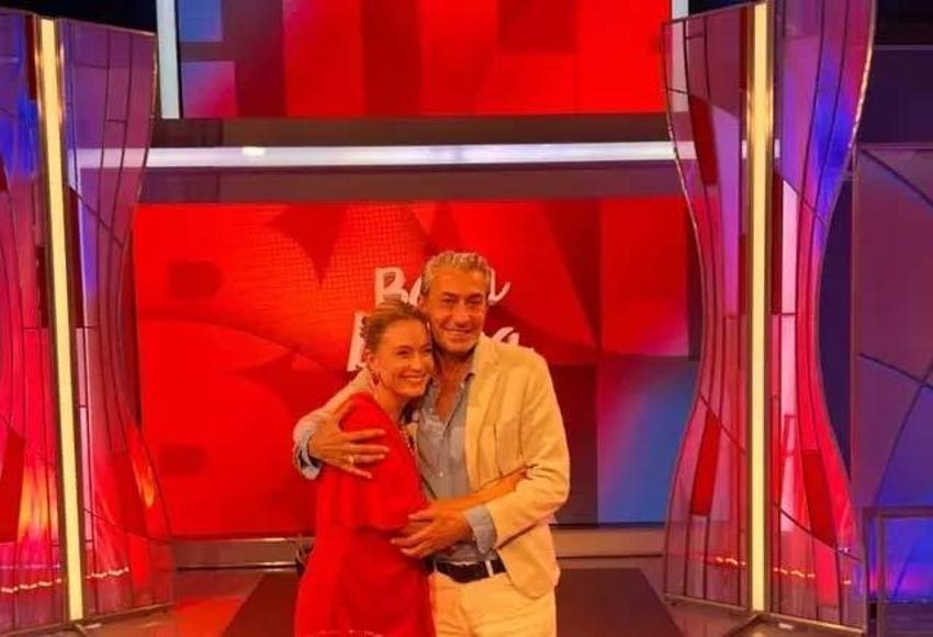 26 yıl sonra buluştu... Ceyda Düvenci ile Erkan Petekkaya bir zamanlar Sabah Şekerleri'ydiler!