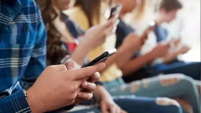 Gençlere vergisiz cep telefonunda yeni detay: 5.500 TL iade edilecek