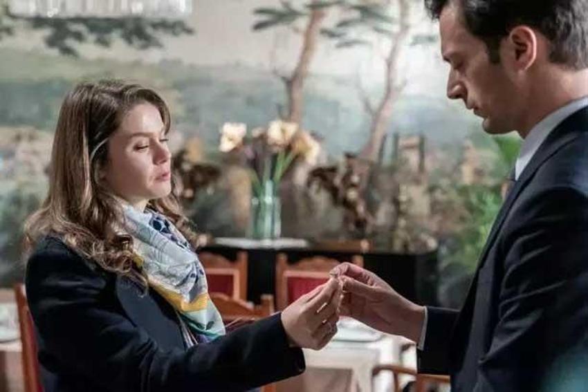 Camdaki Kız ekibi bir araya geldi! Enis Arıkan’dan oyunculuk sektöründeki arkadaşlıklara çarpıcı sözler