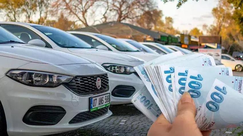 Araba fiyatlarında görüşmemiş rakamlar! Bayiler hem indirim yapıyor hem de hediye veriyor