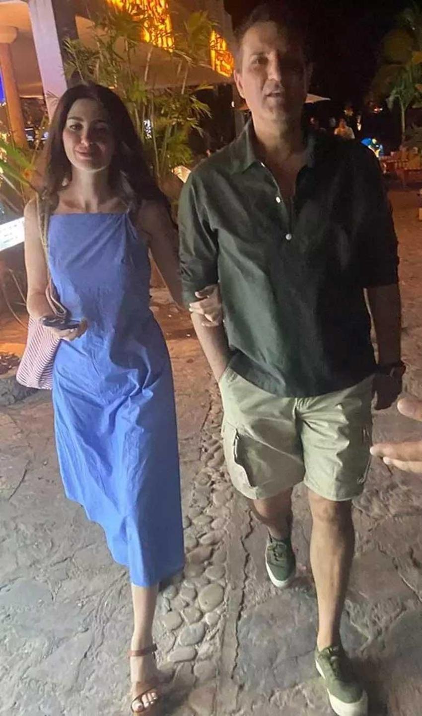 Rafet El Roman'dan evliliğe yeşil ışık! ' Gerçek aşıklar aynı yaştadır'