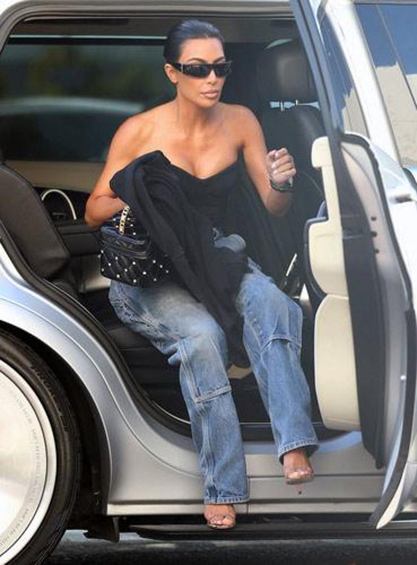 Kim Kardashian'ın eski eşi Kanye West'in Bianca Censori ile uygunsuz görüntüleri olay olmuştu! Ünlü çiftten yeni skandal...