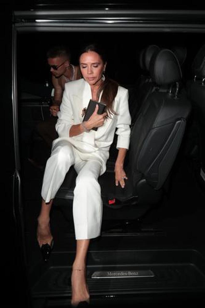 Victoria Beckham yıllar sonra gözleri dolarak itiraf etti!