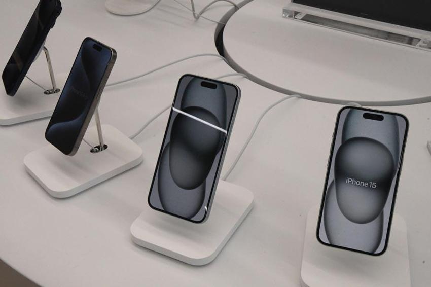 iPhone 15 modellerinde bulunan 8 yeni özellik! Apple iOS 17 tanıtıldı